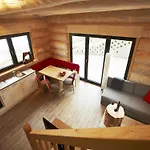 Cosy, Modern Canadian Wooden Ladis