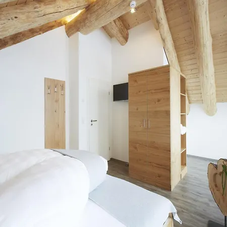 Cosy, Modern Canadian Wooden Ladis