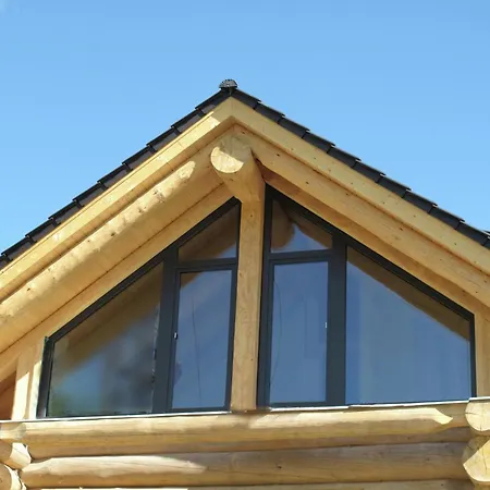 شاليه Cosy, Modern Canadian Wooden لاديس