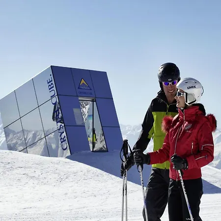 Cosy, Modern Canadian Wooden *