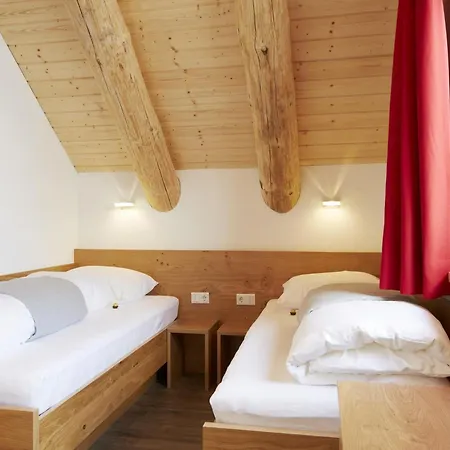 Cosy, Modern Canadian Wooden Ladis