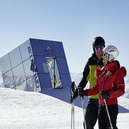 Chalé Cosy, Modern Canadian Wooden *